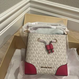 Michael Kors crossbody bag